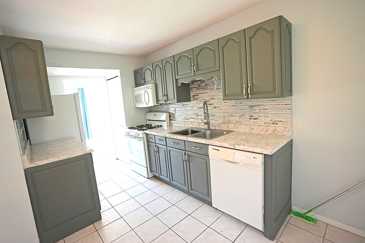2684 Waterford Court Aurora IL 60502