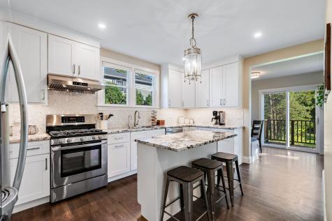 639 Cumnor Avenue Barrington IL 60010