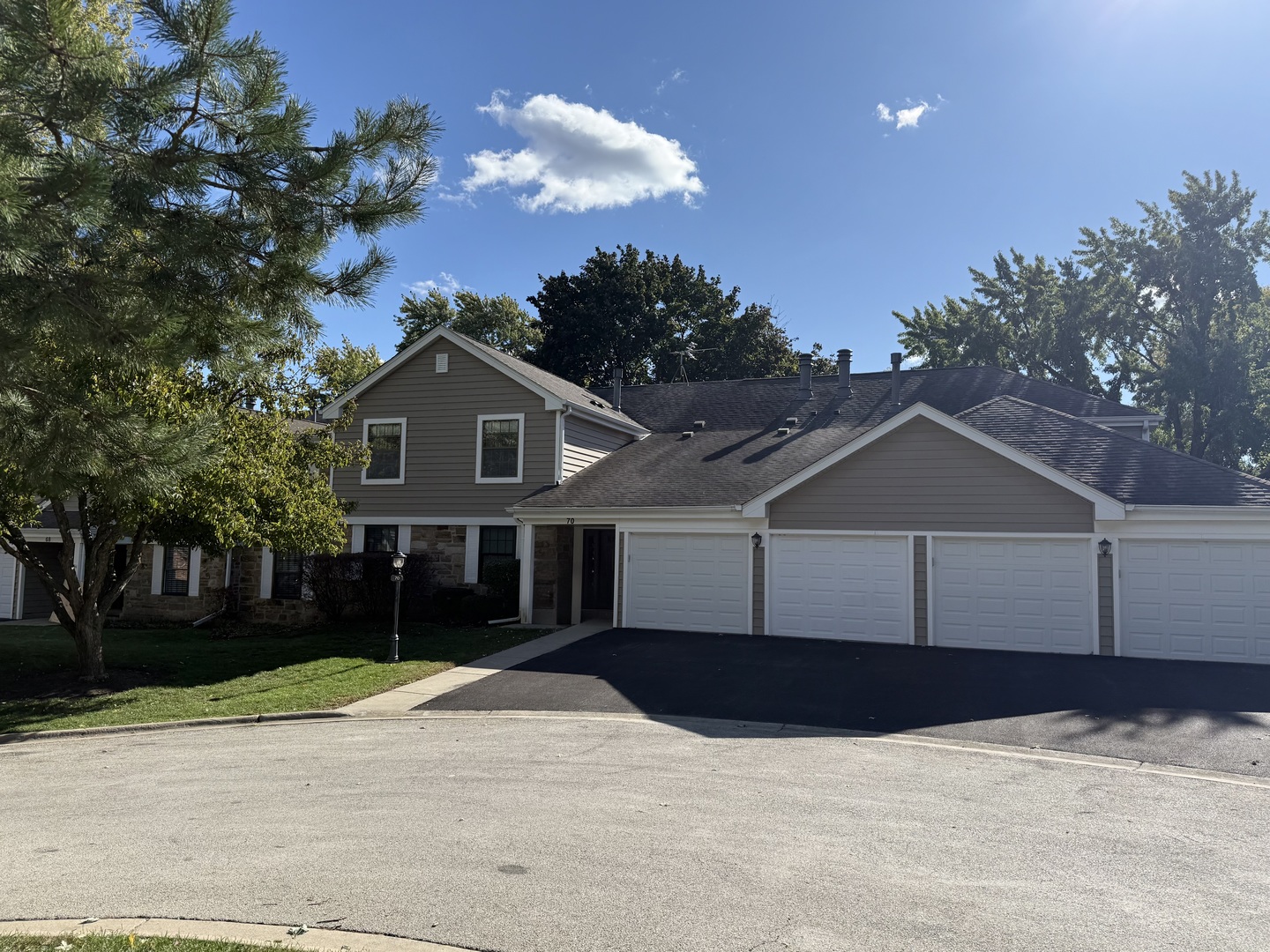 70 Margate Court Schaumburg IL 60193