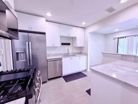 70 Margate Court Schaumburg IL 60193
