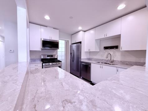 70 Margate Court Schaumburg IL 60193