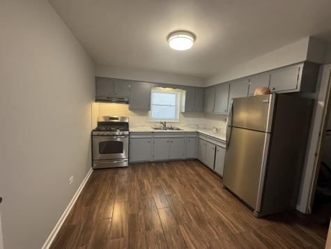 5484 West Higgins Avenue Chicago IL 60630