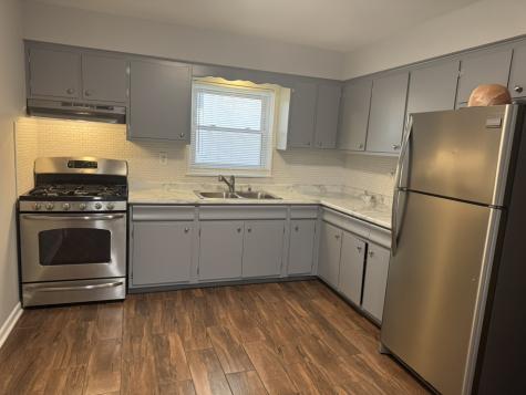 5484 West Higgins Avenue Chicago IL 60630