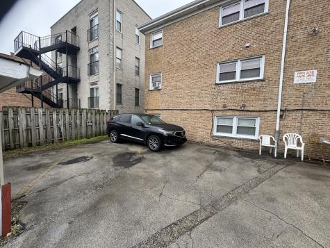 5484 West Higgins Avenue Chicago IL 60630