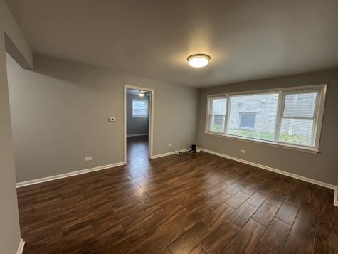 5484 West Higgins Avenue Chicago IL 60630