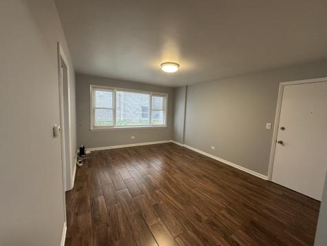 5484 West Higgins Avenue Chicago IL 60630