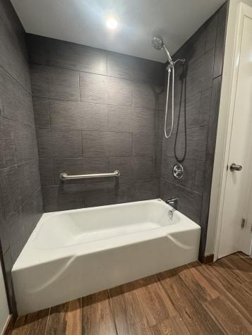 5484 West Higgins Avenue Chicago IL 60630