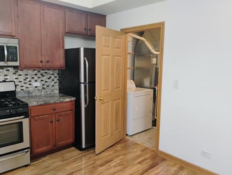 397 Alles Avenue Des Plaines IL 60016