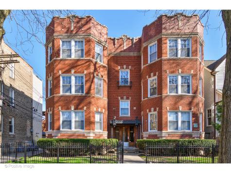 1462 West Warner Avenue Chicago IL 60613