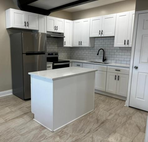 10102 Main Street Hebron IL 60034