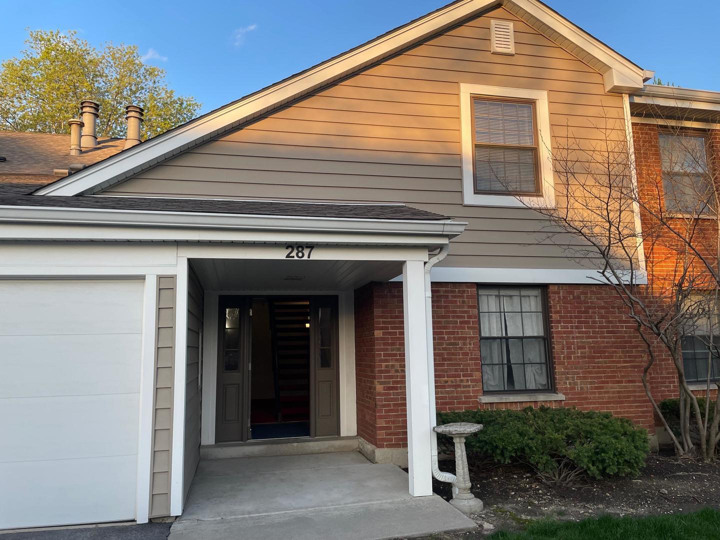 287 Pembridge Lane Schaumburg IL 60193