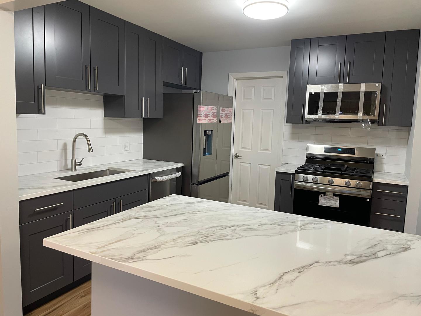 287 Pembridge Lane Schaumburg IL 60193