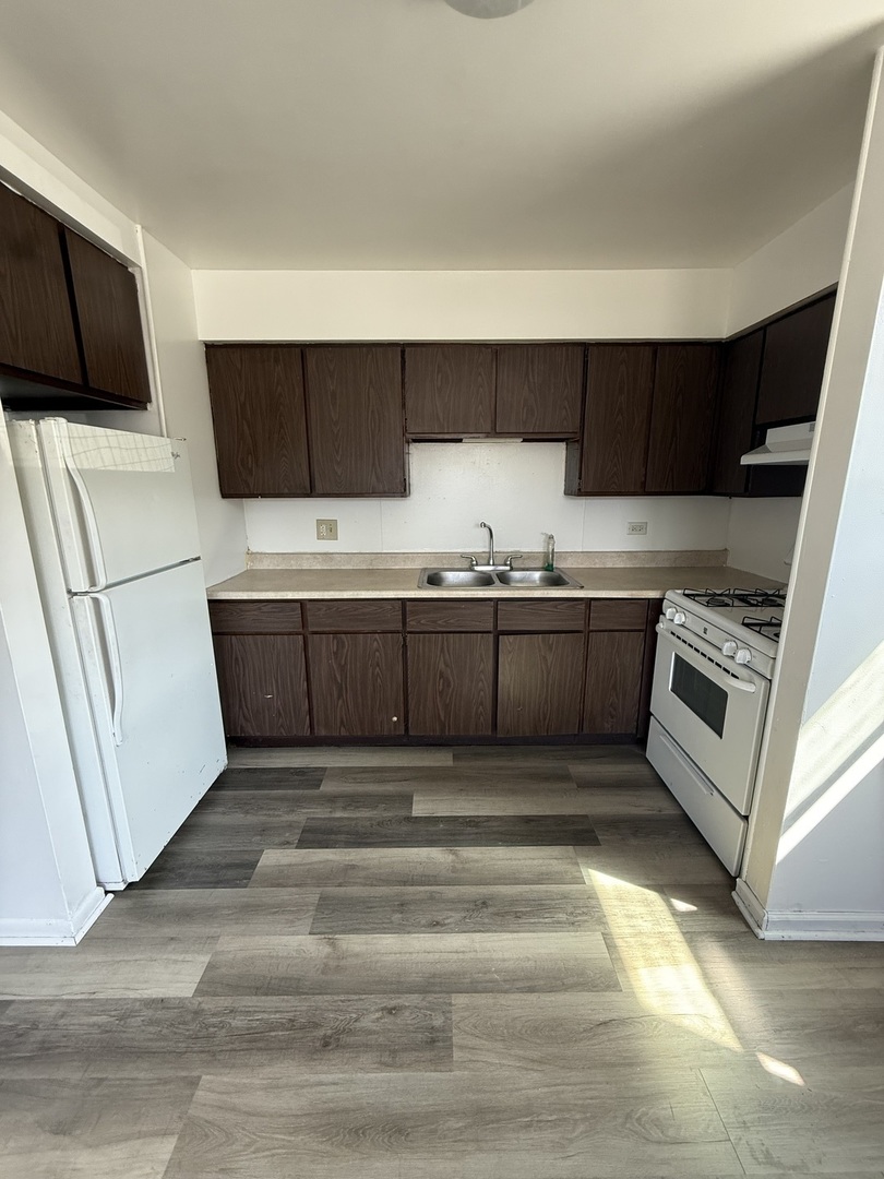 1627 Woodbine Drive Round Lake Beach IL 60073