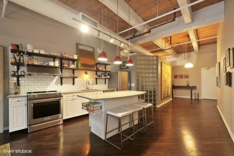 1728 North Damen Avenue Chicago IL 60647
