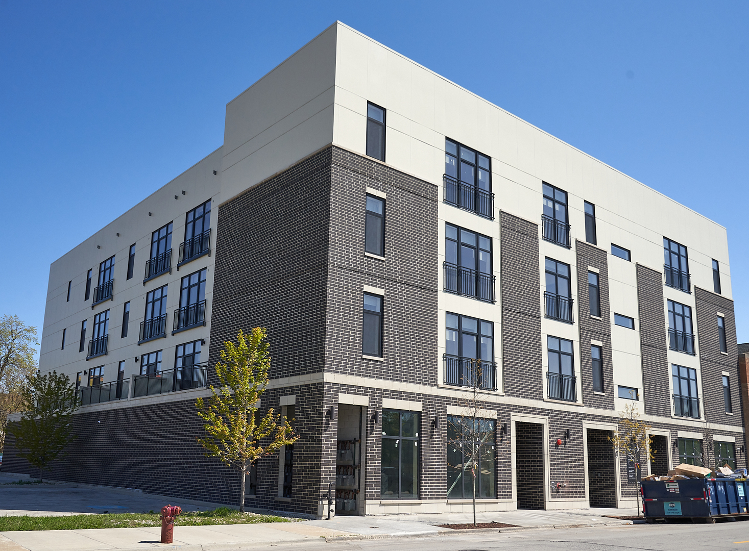 926 East 43rd Street Chicago IL 60653