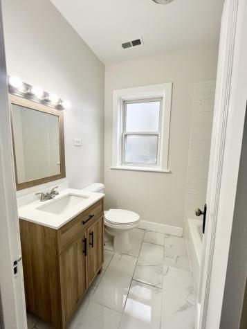 3636 West Iowa Street Chicago IL 60651