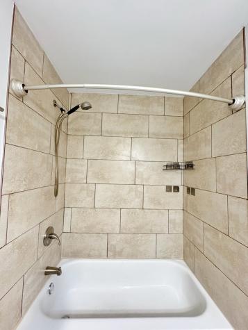576 Greystone Lane Wheeling IL 60090