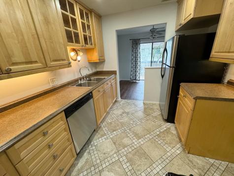 576 Greystone Lane Wheeling IL 60090