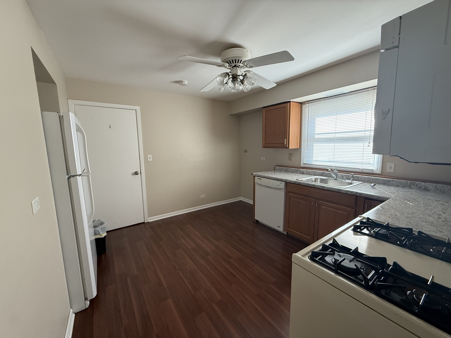109 Central Avenue Roselle IL 60172