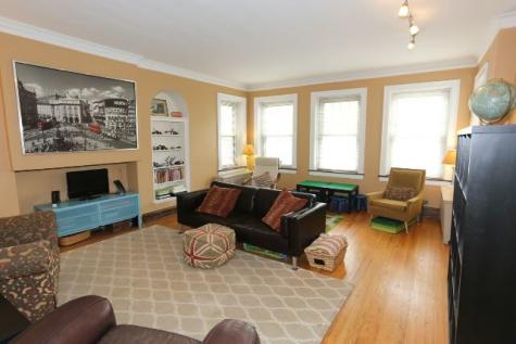 5535 North Campbell Avenue Chicago IL 60625