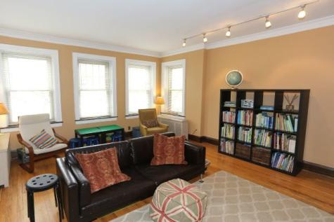 5535 North Campbell Avenue Chicago IL 60625