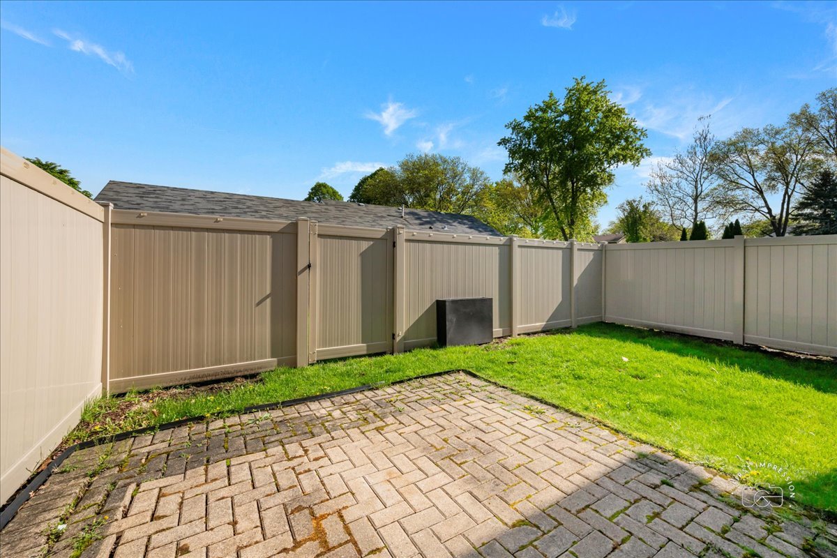 751 Monticello Drive Naperville IL 60563
