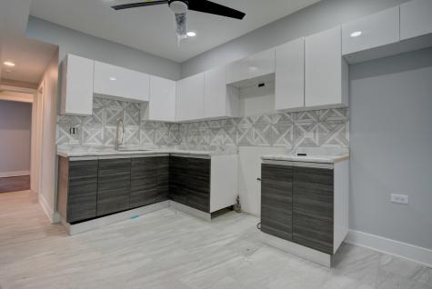 7331 South Dante Avenue Chicago IL 60619