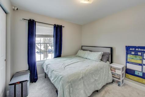 9 Monroe Court Streamwood IL 60107