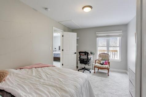 9 Monroe Court Streamwood IL 60107