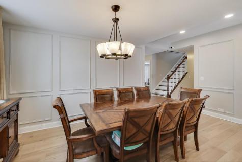 9 Monroe Court Streamwood IL 60107