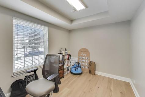 9 Monroe Court Streamwood IL 60107