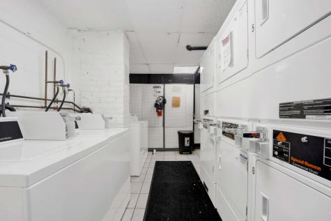 3161 North Cambridge Avenue Chicago IL 60657