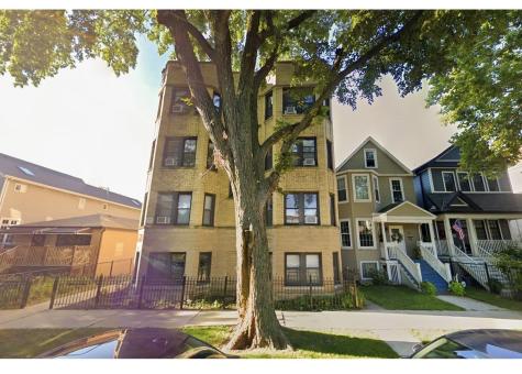 1911 West Larchmont Avenue W Chicago IL 60613