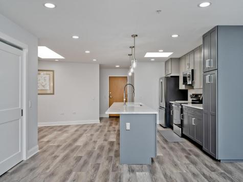 1800 Dewes Street Glenview IL 60025