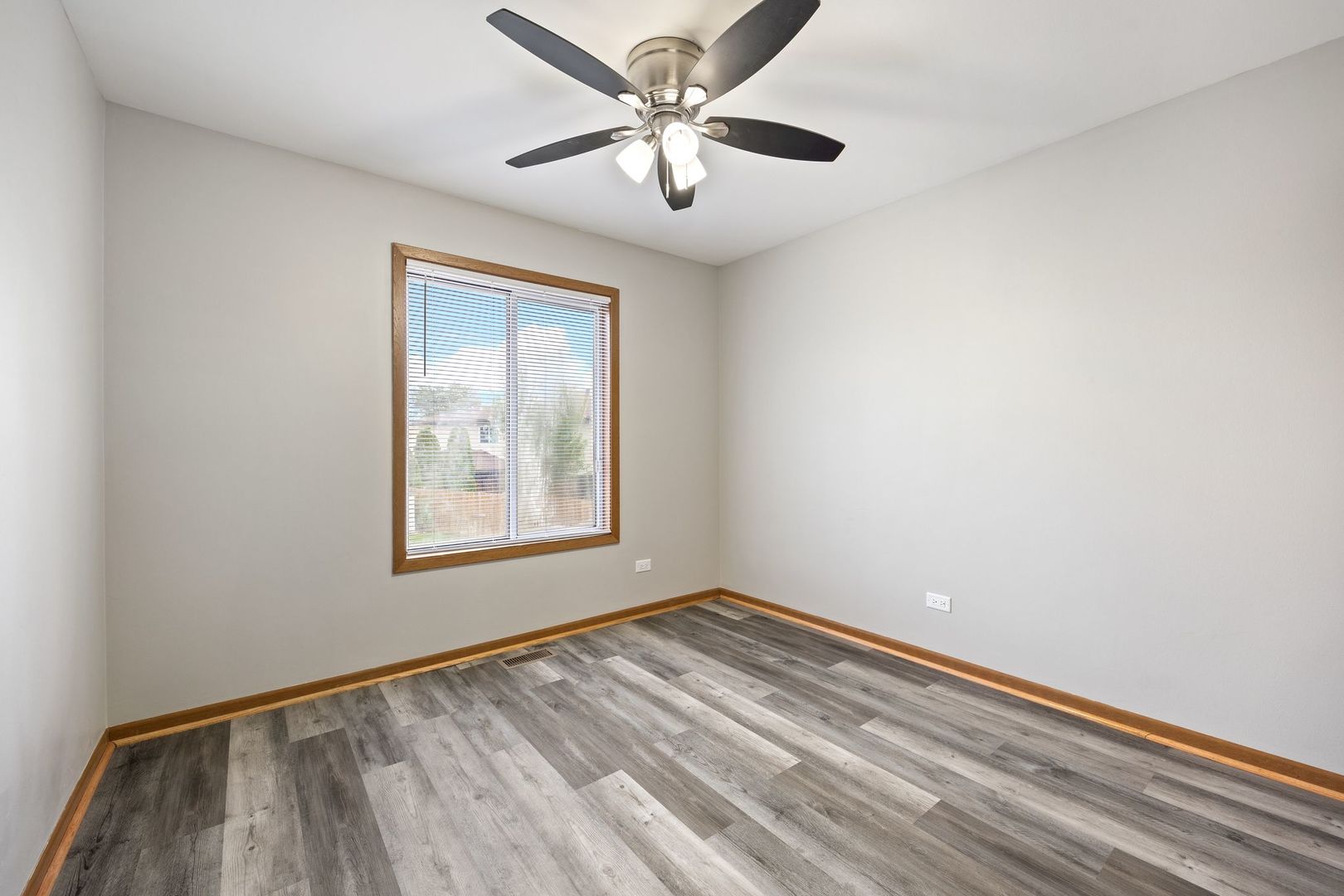 35 Terry Drive Roselle IL 60172