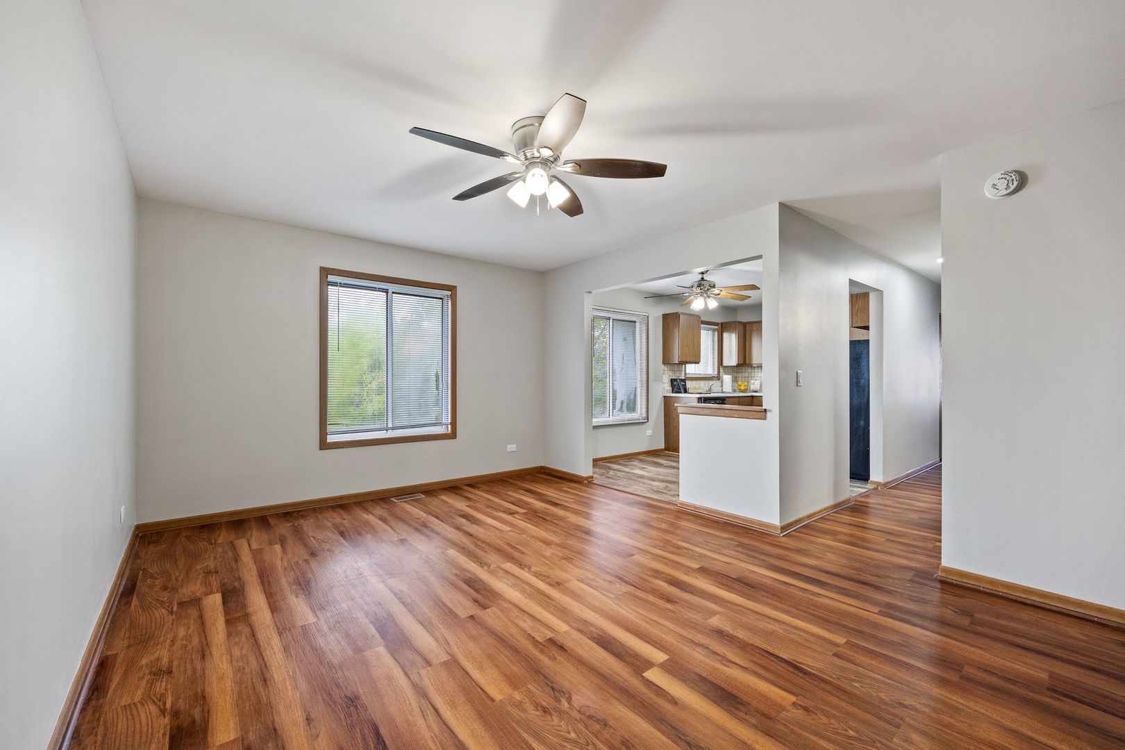 35 Terry Drive Roselle IL 60172