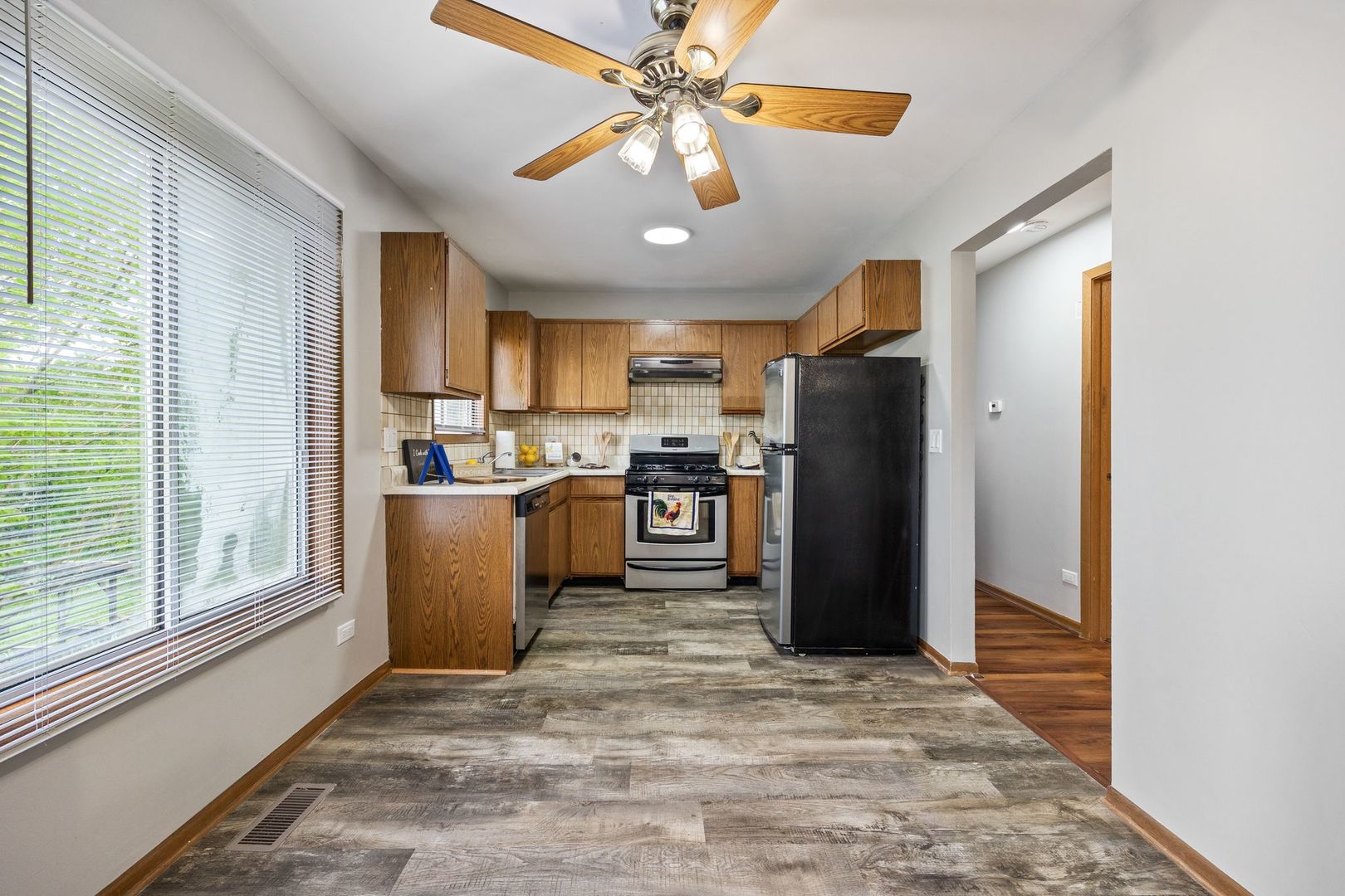 35 Terry Drive Roselle IL 60172