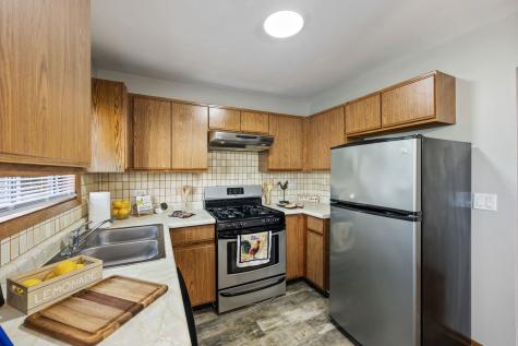 35 Terry Drive Roselle IL 60172