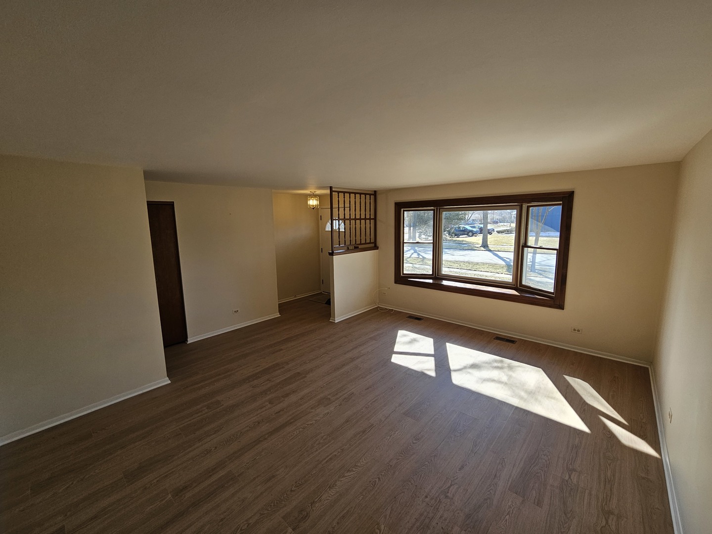 1828 Cannon Court Schaumburg IL 60193