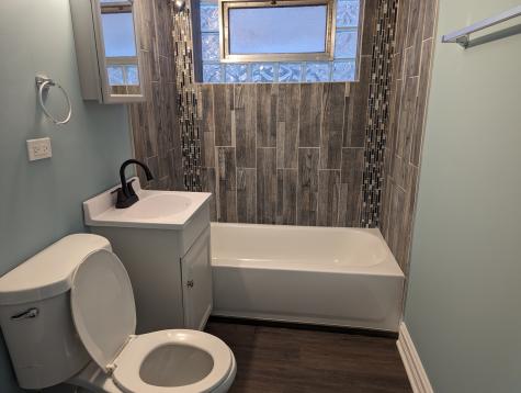 7946 South Peoria Street Chicago IL 60620