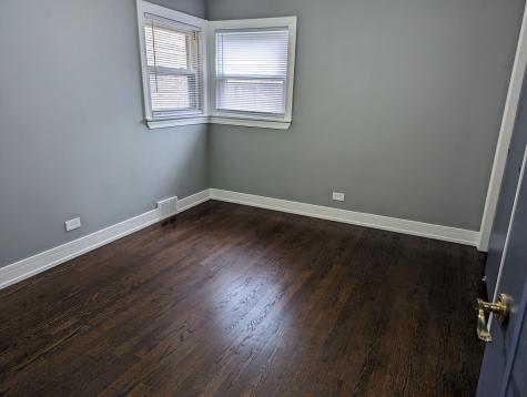 7946 South Peoria Street Chicago IL 60620