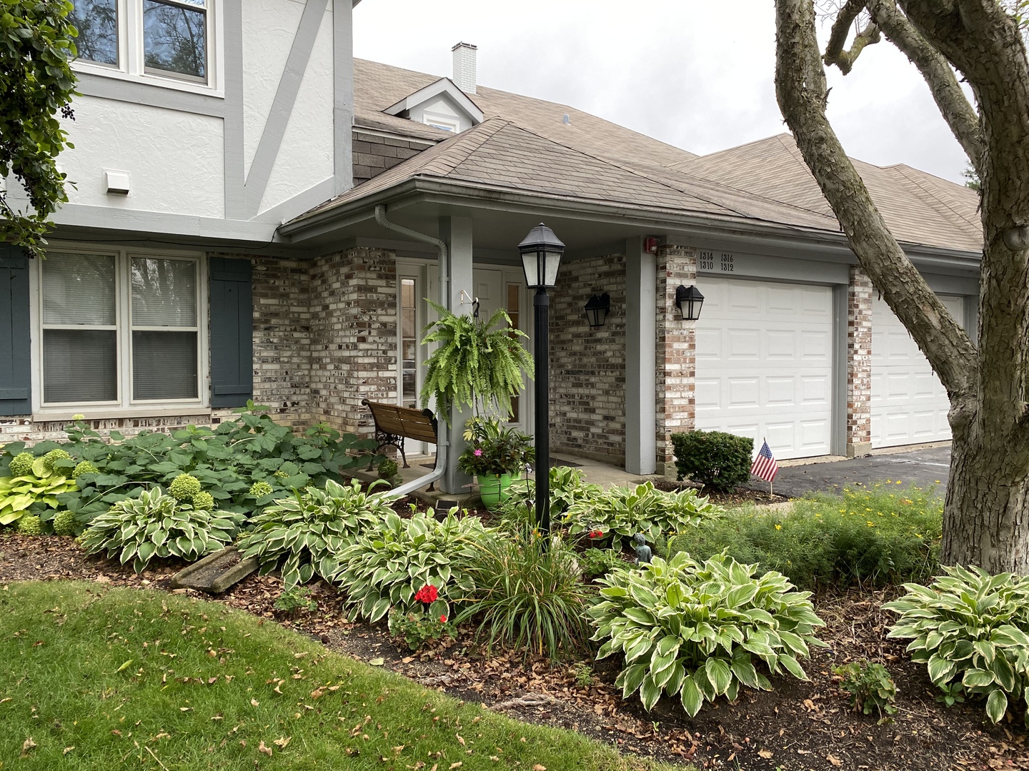 1312 Coventry Circle Vernon Hills IL 60061