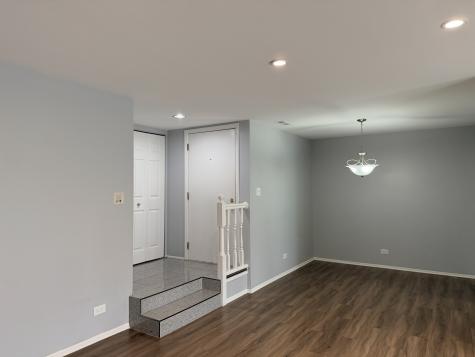 1312 Coventry Circle Vernon Hills IL 60061