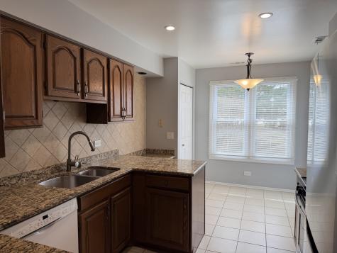 1312 Coventry Circle Vernon Hills IL 60061