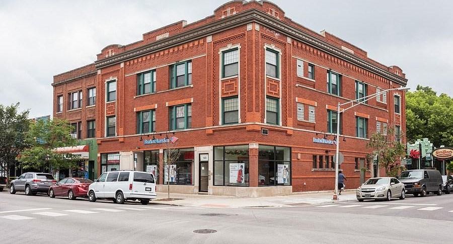 1443 East 53rd Street Chicago IL 60615