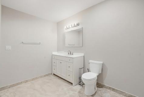 10S372 Tim Court Willowbrook IL 60527
