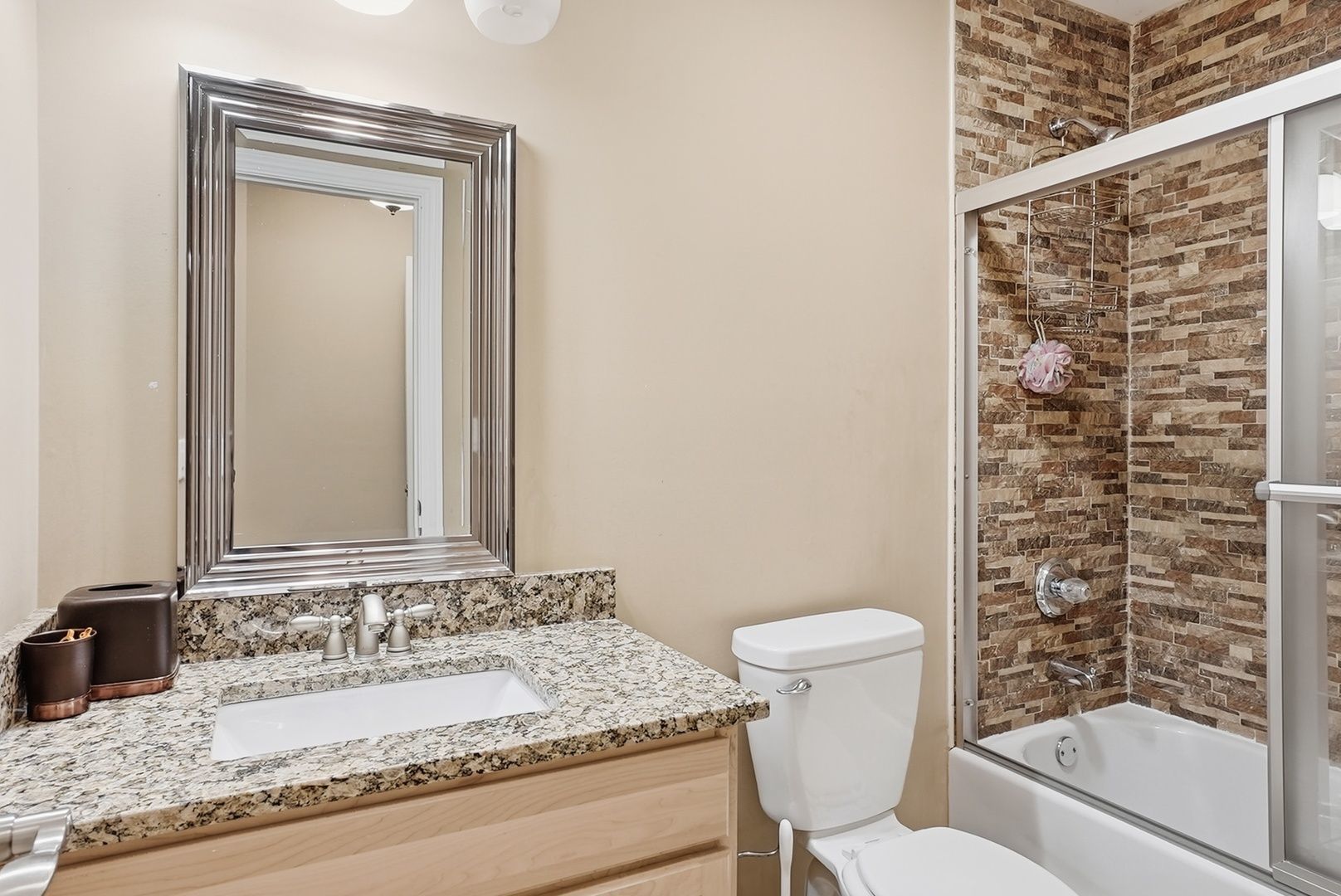 10S372 Tim Court Willowbrook IL 60527