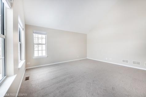 554 Abbeywood Drive Cary IL 60013