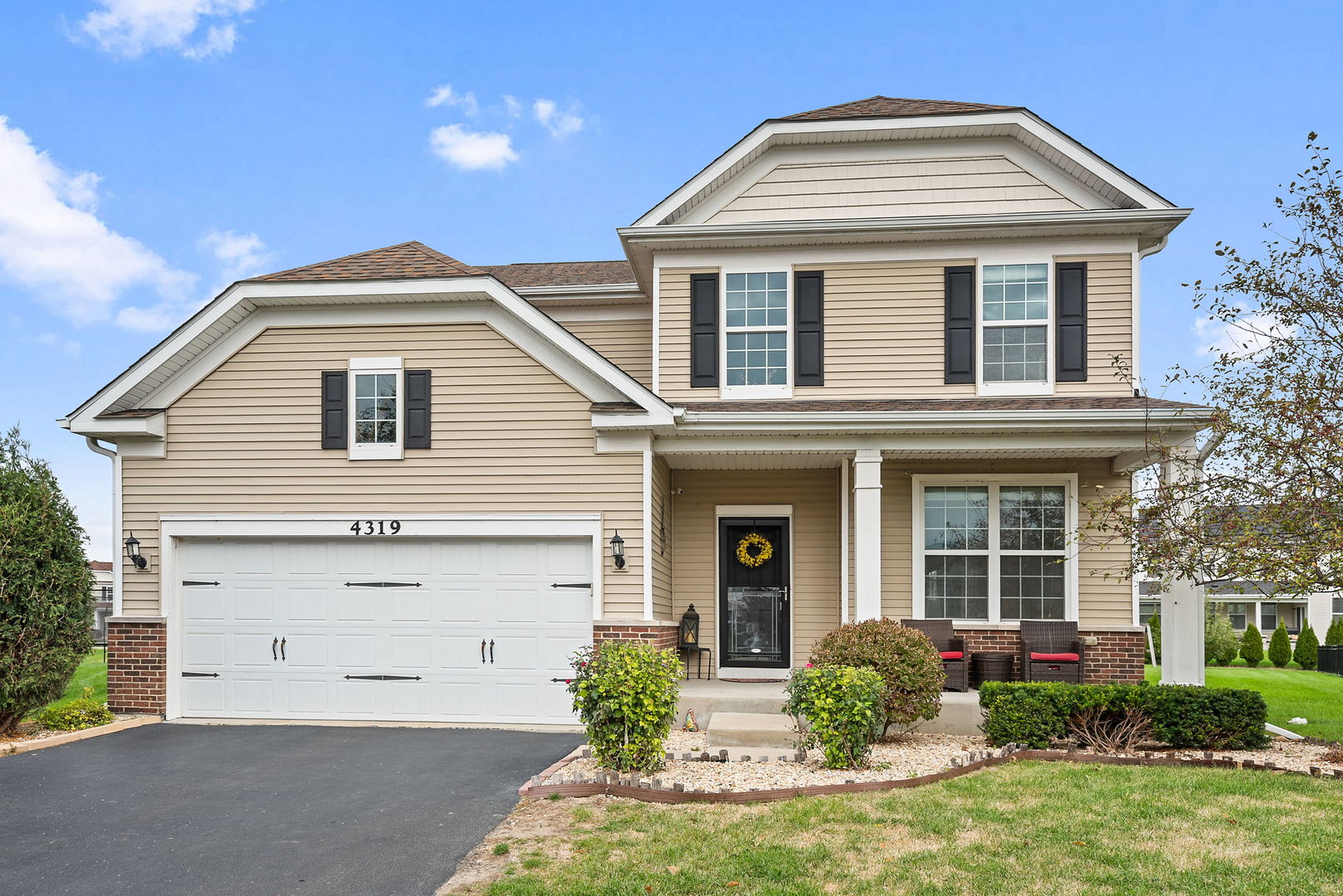 4319 Silver Bell Court Naperville IL 60564