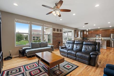 4319 Silver Bell Court Naperville IL 60564